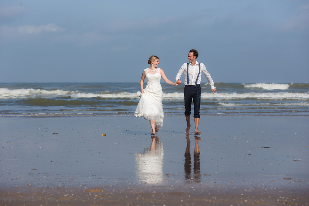 afterweddingshooting am Strand, Zandvoort, Tamara Schlaupitz